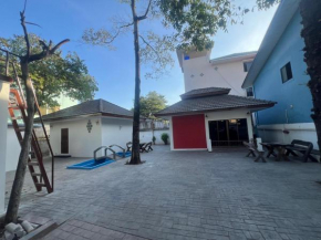 Nine Blue villa